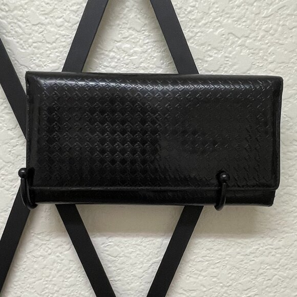 FENDI Black Leather Wallet w/Embossed Logo on Outside - Picture 1 of 15
